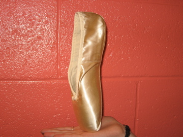 History of the pointe shoe