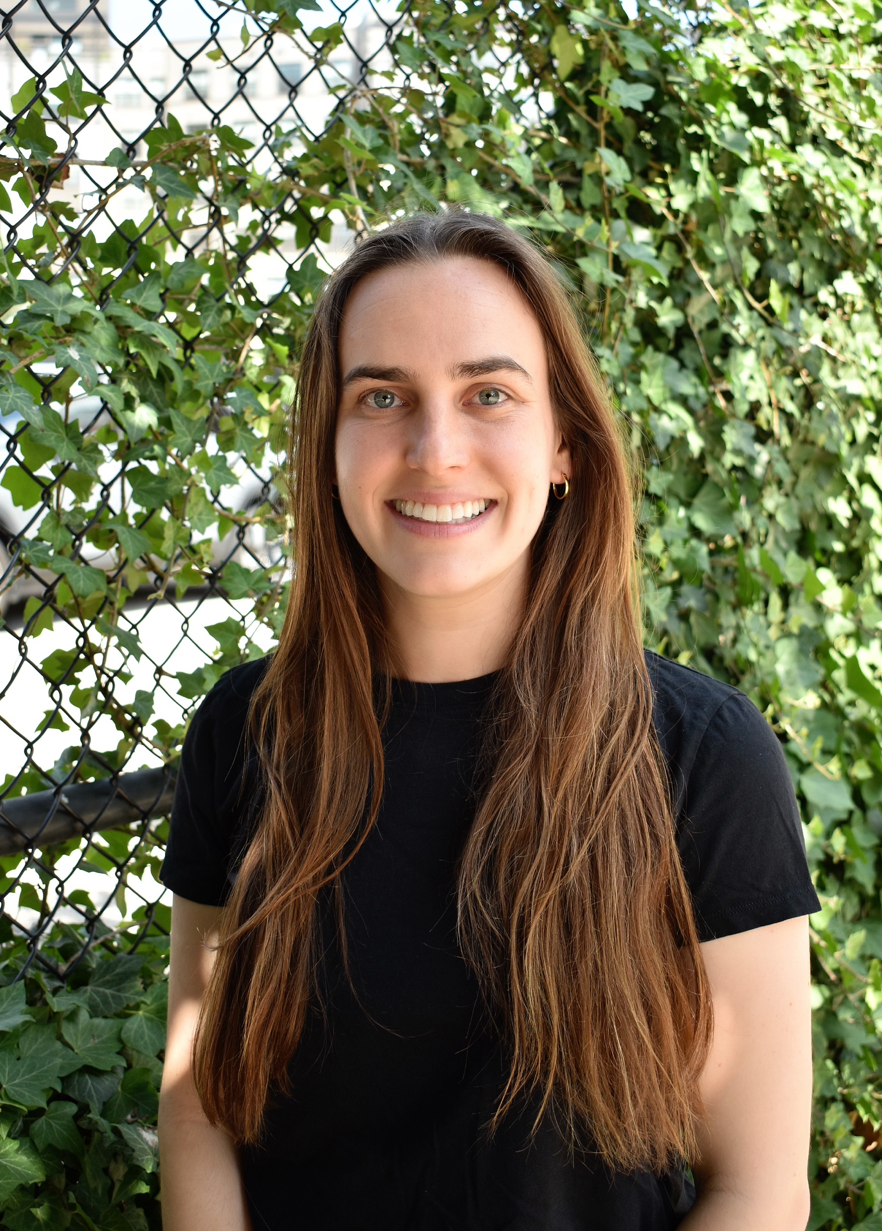 Emma Suneby Headshot