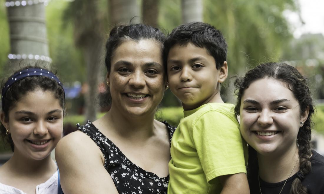 Hispanic women with children