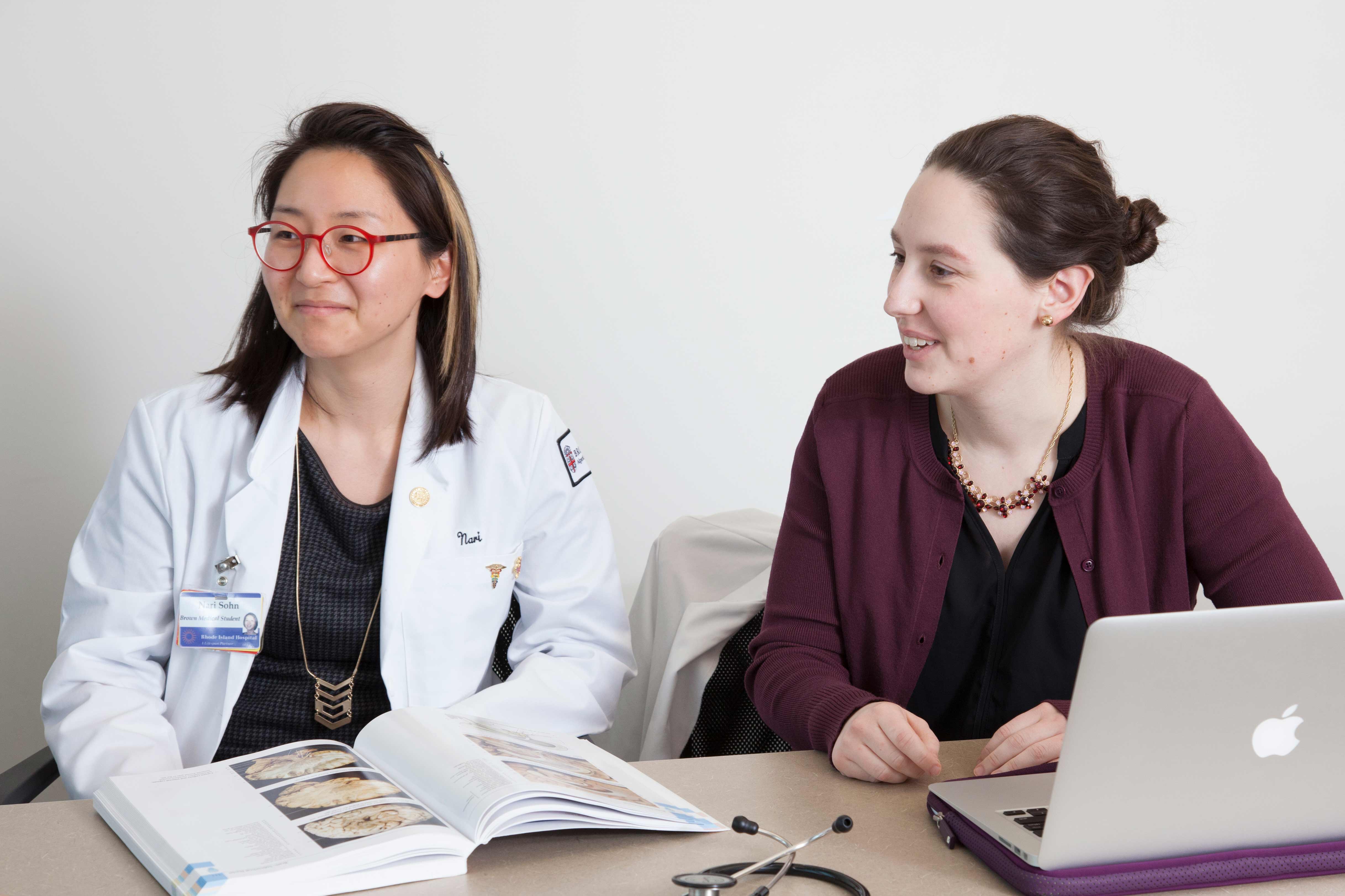 Nari Sohn and Julia Solomon studying in 2017