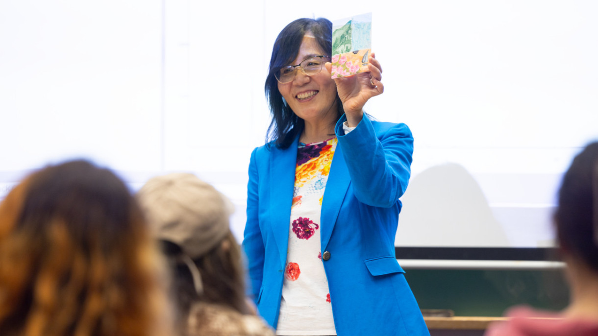 Binding agents: Chemistry and Art course builds connections between the laboratory and the studio