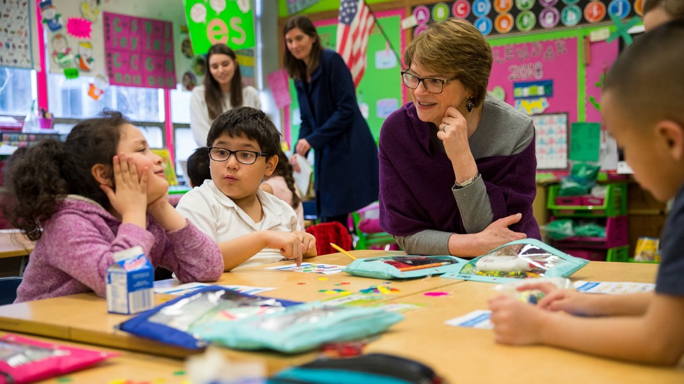 Paxson chats with students