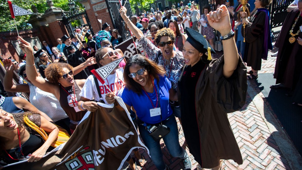 Alumni in procession