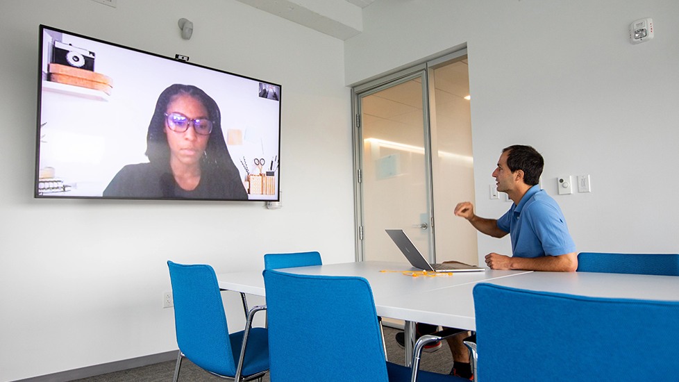 Neuroscience professor teaching virtual session via Zoom