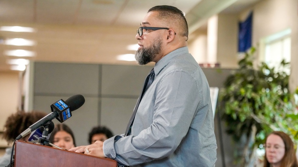 PPSD Superintendent Javier Montanez speaking at a podium