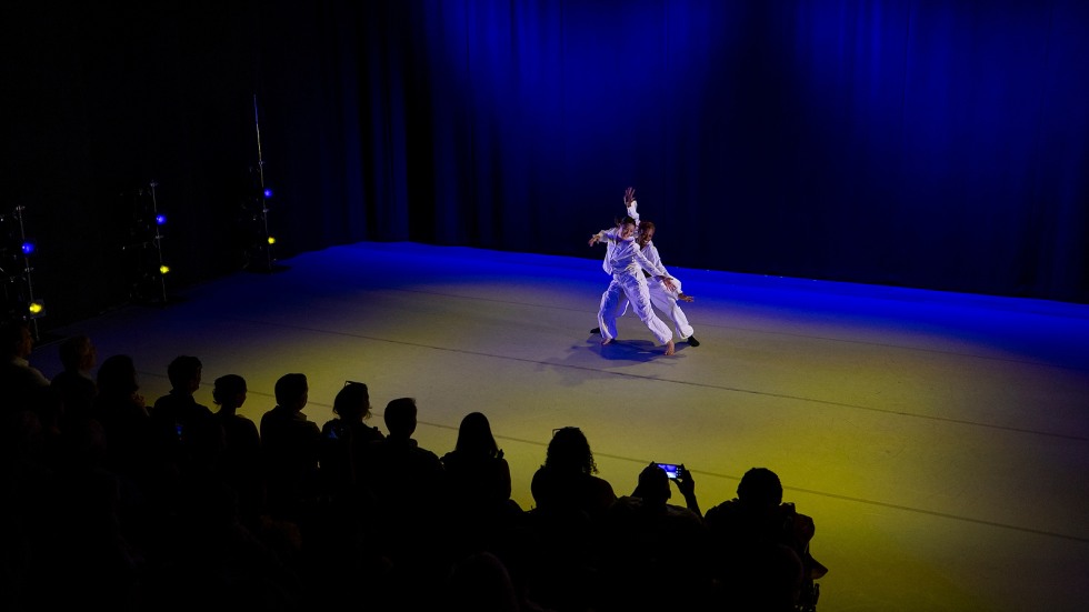 dance showcase duet