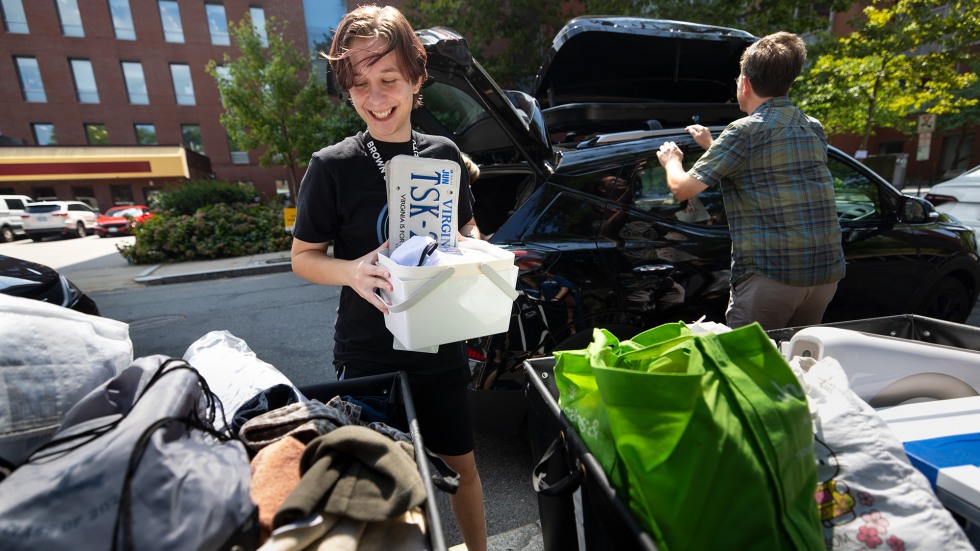 Student moving in