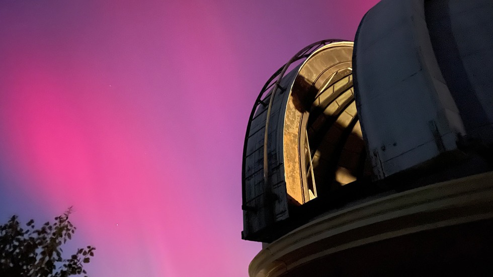 ladd observatory with northern lights