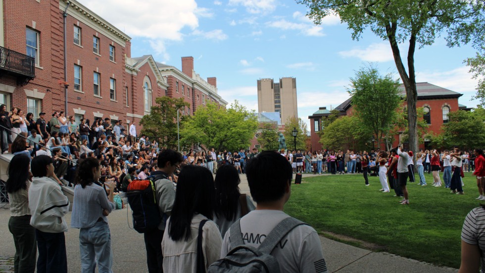 Crowd gathers to watch flash mob 