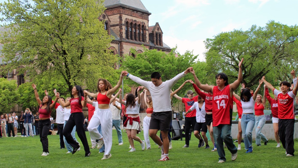 Students break into flash mob on College Green