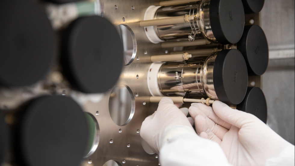 a closup image of photomultiplier tubes