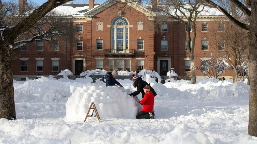 students make an igloo