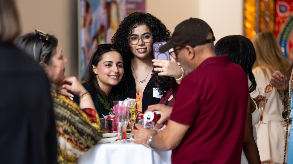 students and alumni interacting 