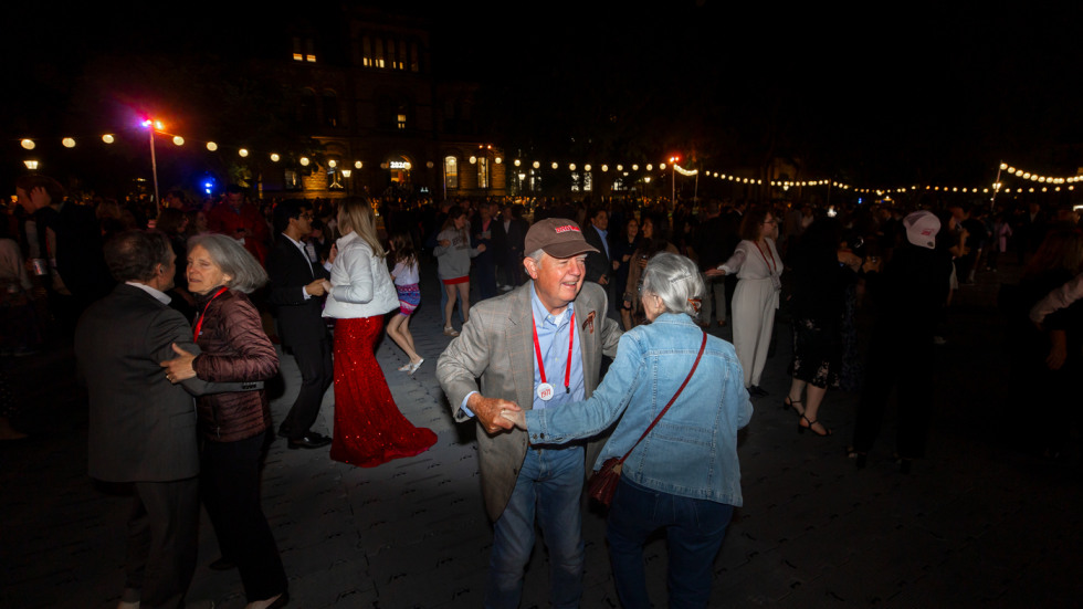 A couple hits the dancefloor 