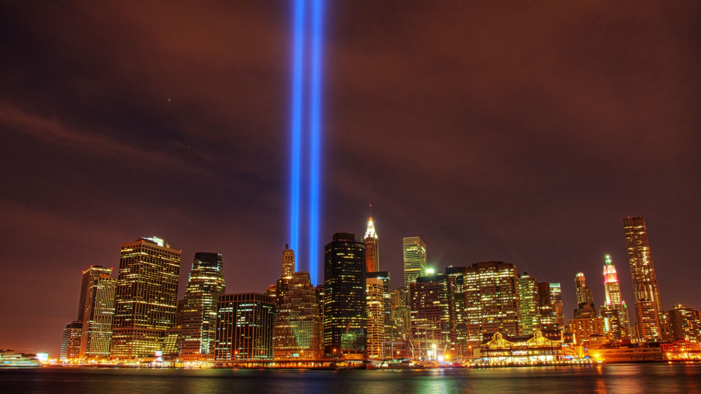 9/11 Tribute Lights New York World Trade Centre Poster American Flag Picture NEW 