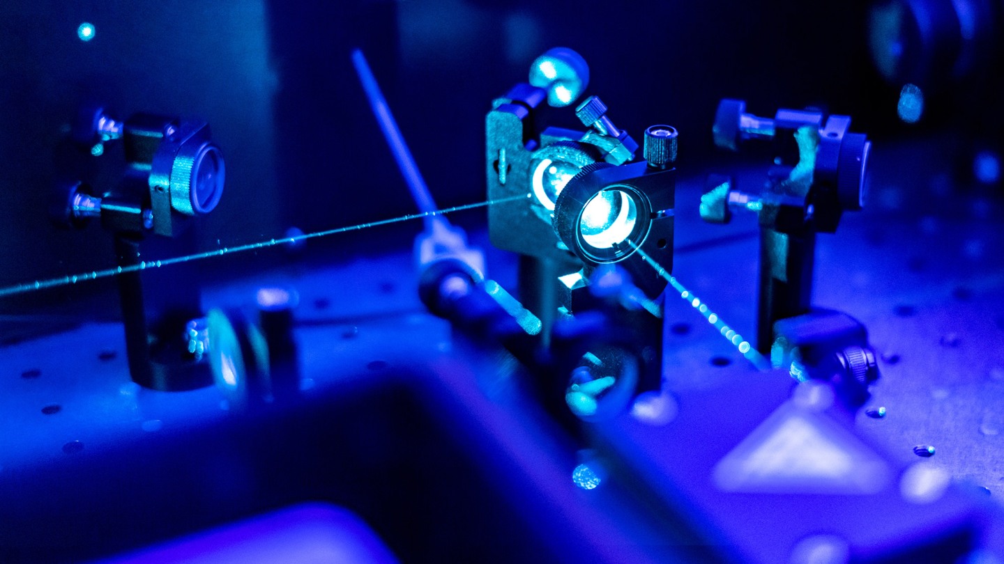 New blue light technique could enable advances in understanding