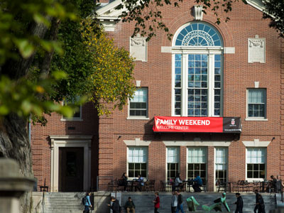 Banner welcoming families for Family Weekend