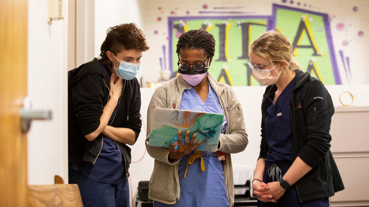 Brown med school college students elevate health and fitness treatment for Rhode Island’s underserved and underinsured Brown med school college students elevate health and fitness treatment for Rhode Island’s underserved and underinsured