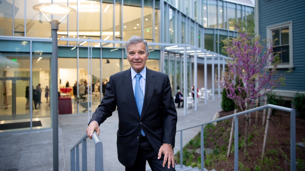 Brown Dedicates Stephen Robert Hall Ahead Of Commencement And Reunion Weekend Brown University