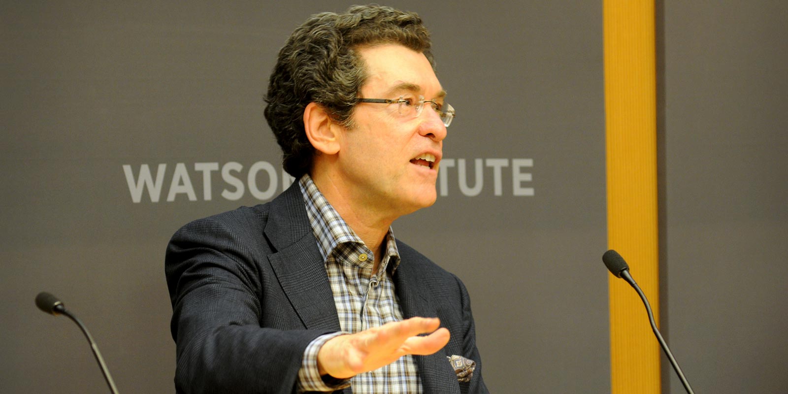 A forum with Norm Eisen, former special counsel for ethics and government reform to President Obama, explored current threats to ethics, transparency and the rule of law in U.S.